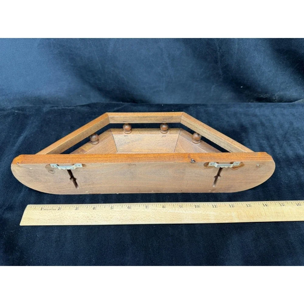 Vtg Wooden Spindle Wall Display Shelf  Knick Knack Rack Plate Display 80s 90s
